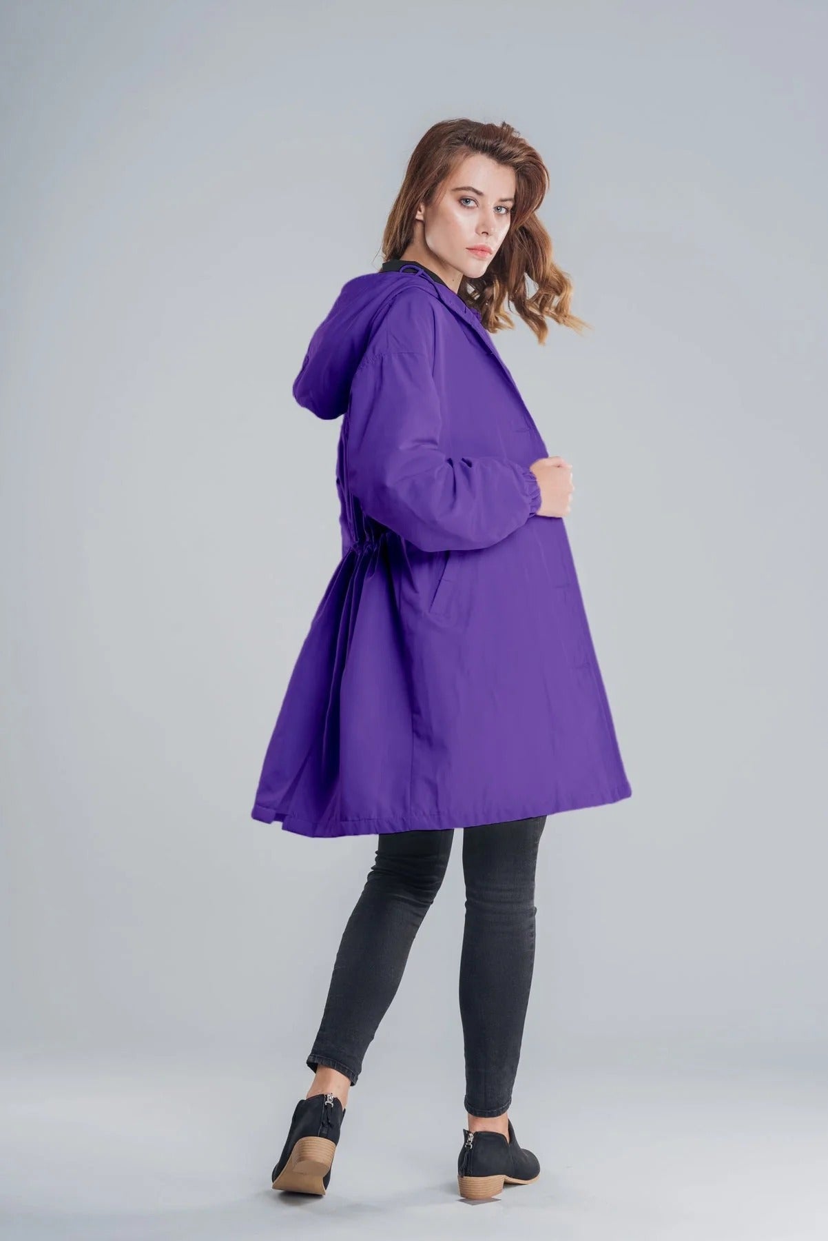 Dámská stylová prodyšná bunda s kapucí